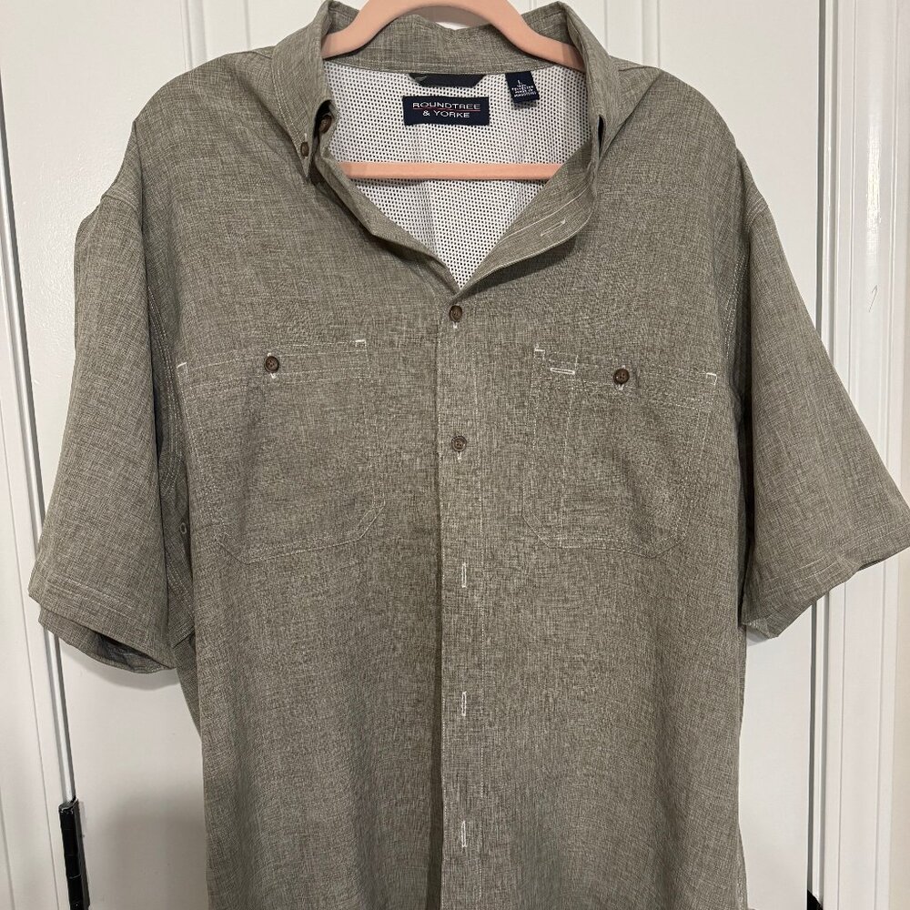 Men's Roundtree & Yorke Breathable Gray Polo